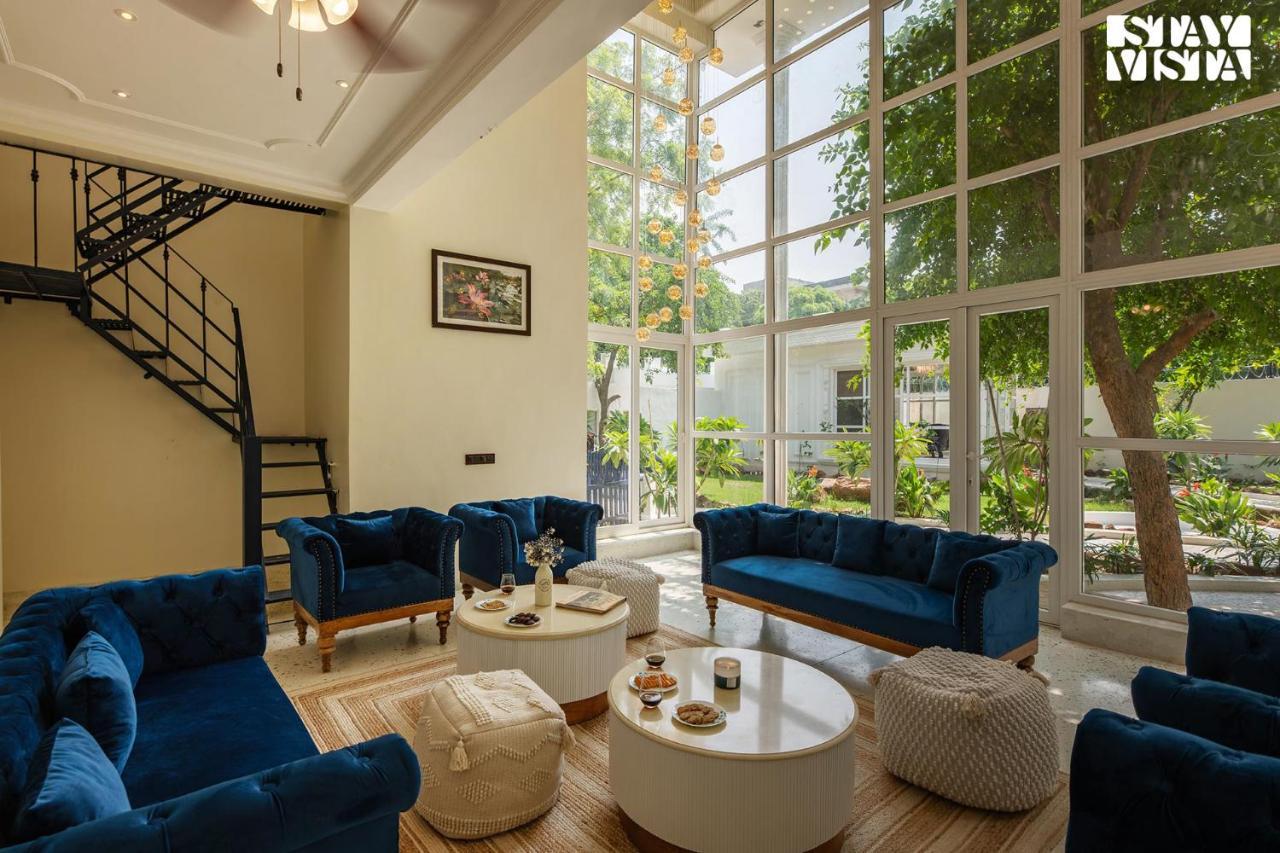 Villa Stayvista's Indraj Manor - Roman-inspired With Posh Interiors, Mesmerizing Garden & Outdoor Fireplace New Delhi